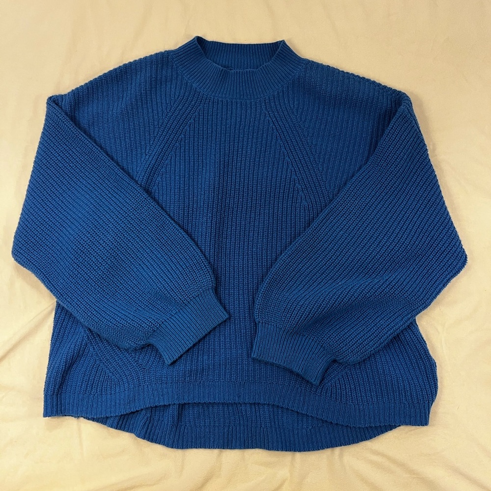 Old Navy Women’s Blue Knit Mockneck Sweater
